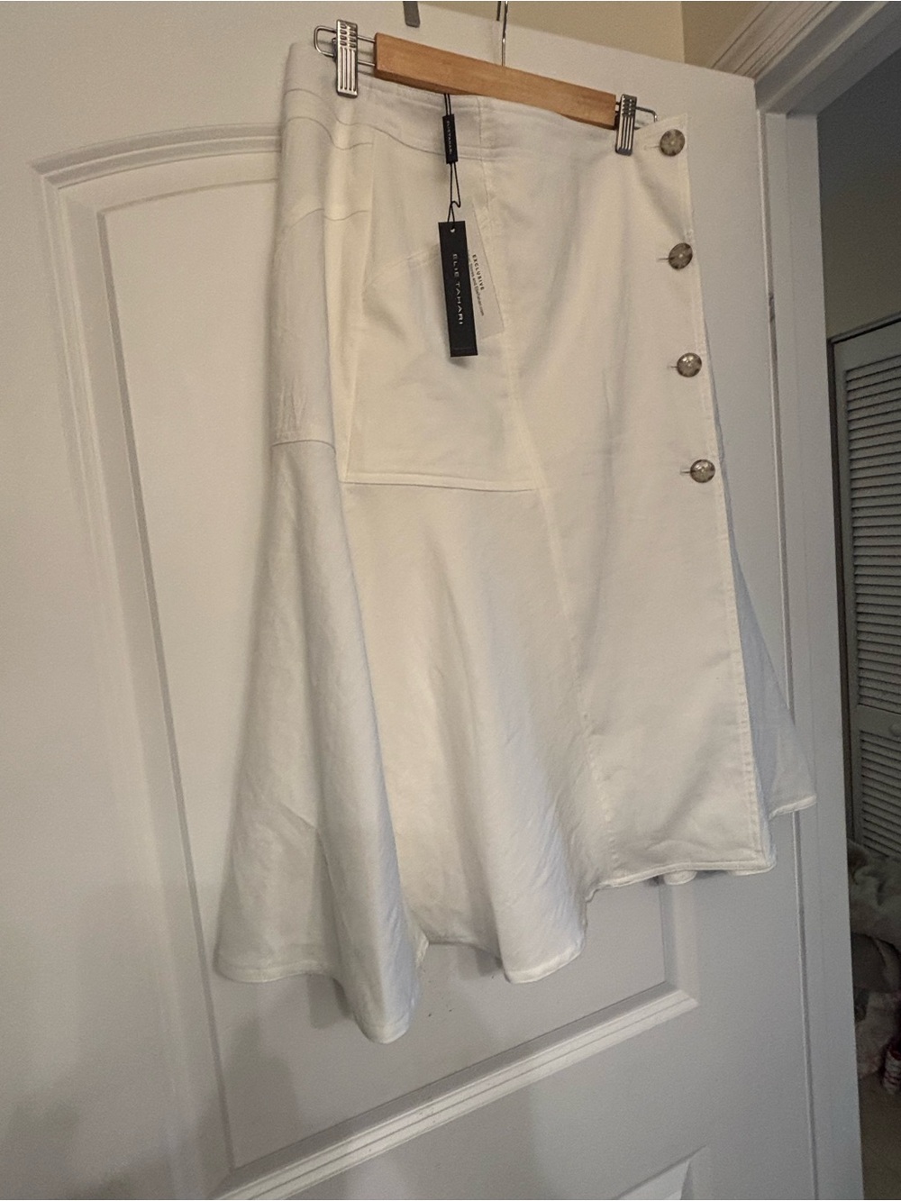 Elie Tahari Collection A-Line Button-Accent Skirt